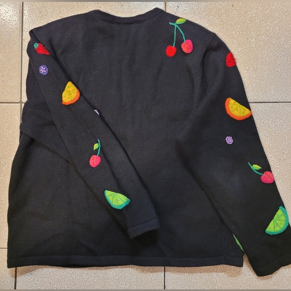 *Rare* Vintage Cardigan Sweater Black Multicolor Fruit Print Crocheted Buttons - Picture 2 of 10